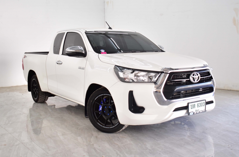 Toyota Revo Cab Z Edition Entry