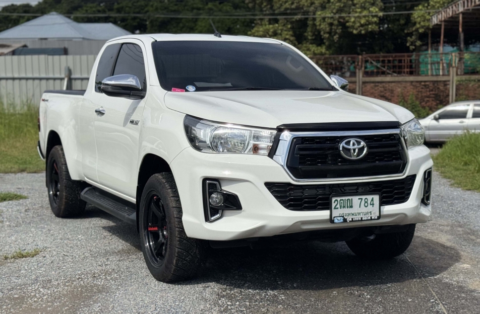 TOYOTA REVO CAB PRERUNNER